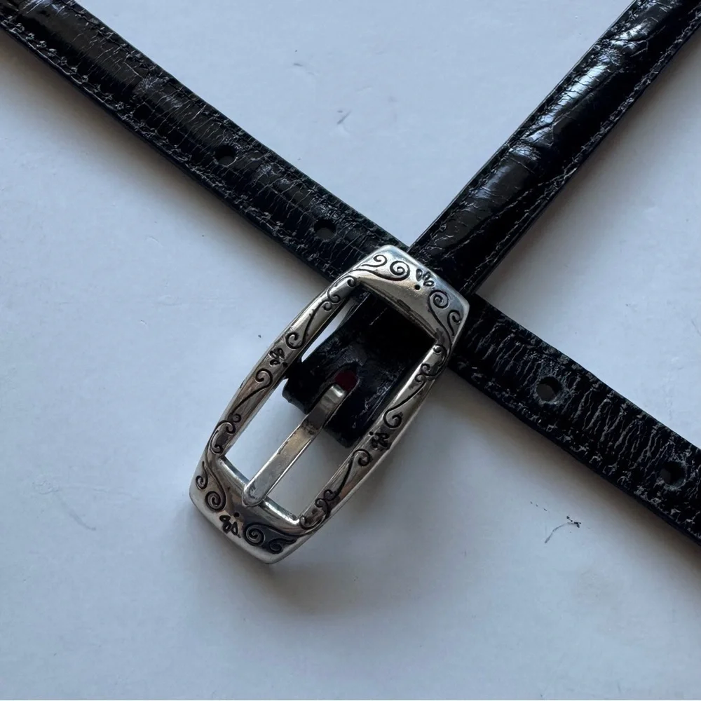 Brighton Leather Metal Links Reversible Black Red Belt B40003 size Medium